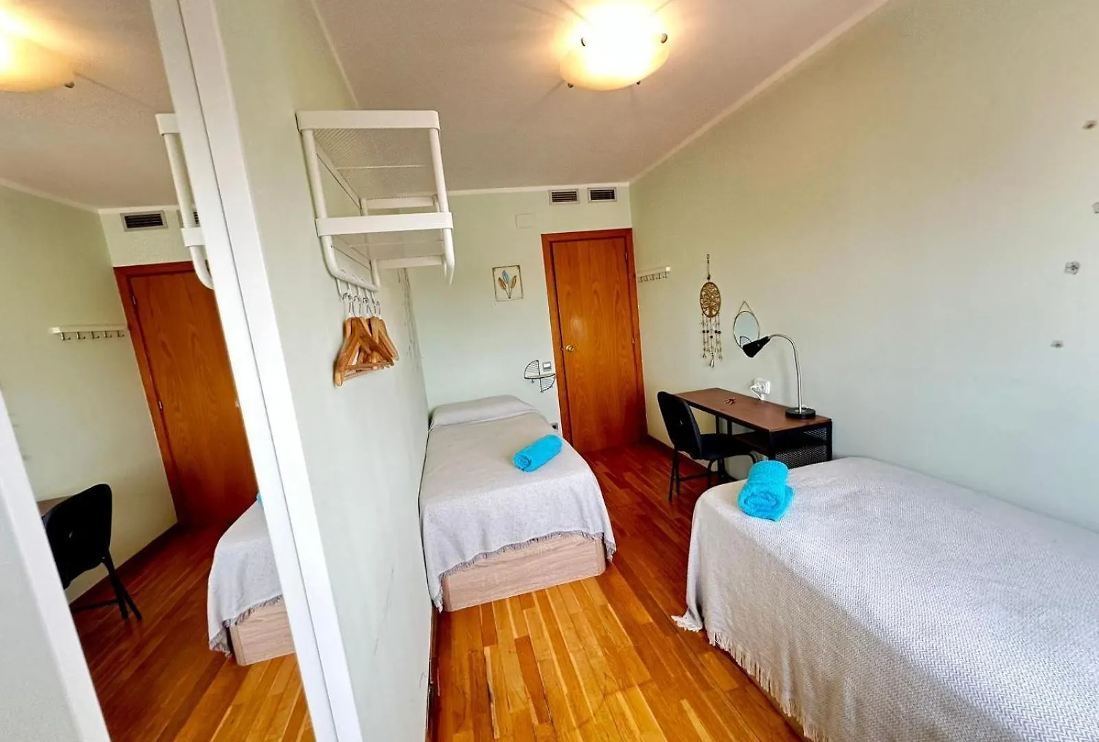 Aribau Habitaciones Barcelona Bed and breakfast