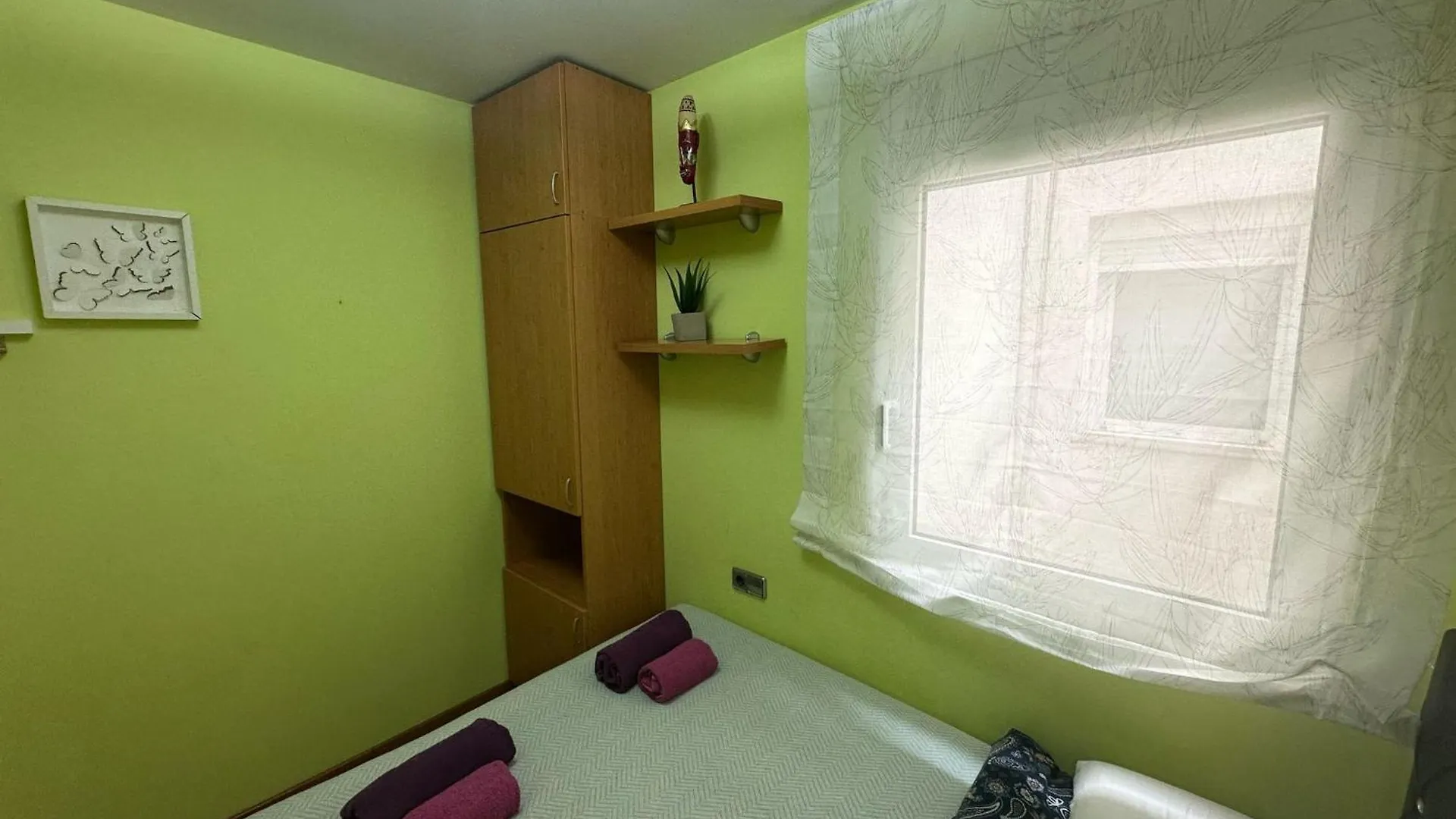 Aribau Habitaciones Barcelona